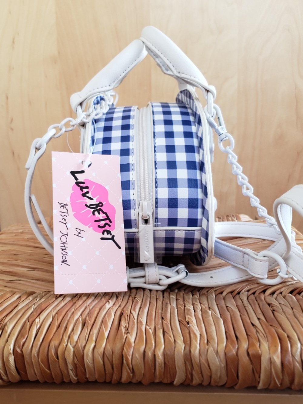 Betsey Johnson Contemporary Bag NEW! - Picture 3 of 14